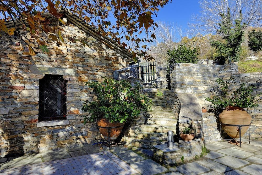 Anovolios Boutique Hotel Агиос Георгиос Нилиас Екстериор снимка